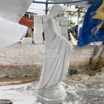Tượng Đức Mẹ Ban Ơn Bằng Đá Tự Nhiên