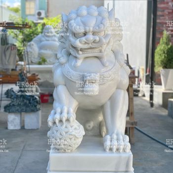 Đôi Tượng Kỳ Lân Bằng Đá Trắng